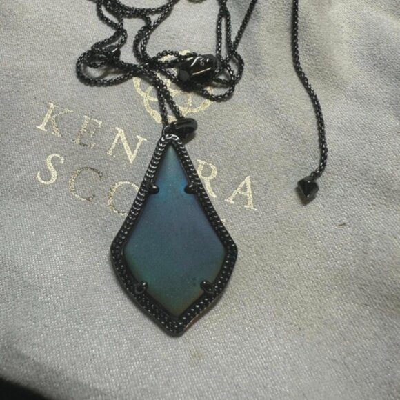 Kendra Scott Matte Galaxy "Alex-sized" Necklace Gunmetal - Picture 3 of 9